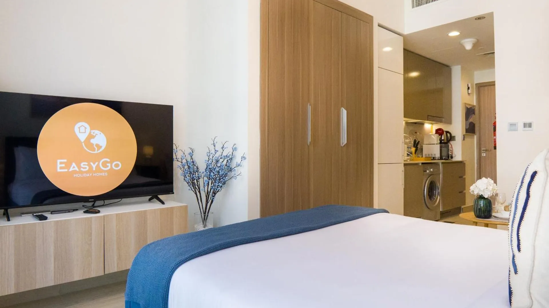 Easygo- Lavish Stu With Pool View In Azizi Riviera Apartment Dubai